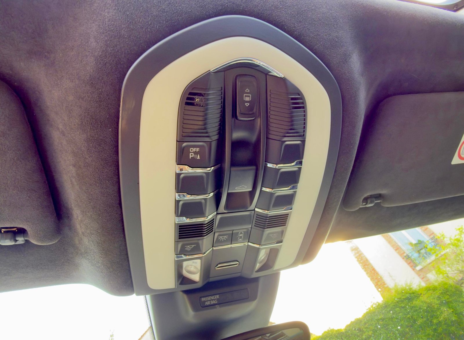 Porsche Macan turbo pack performance 442 cv