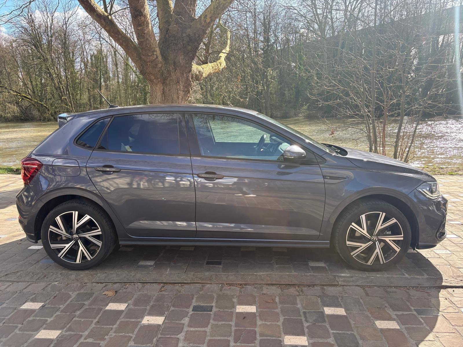 VOLKSWAGEN Polo VI “R-Line” 1.0 TSI 110ch