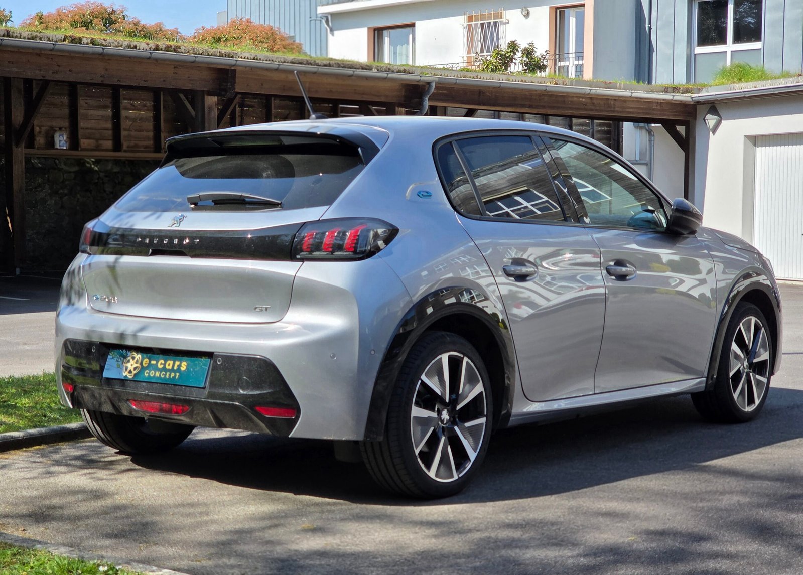 PEUGEOT e-208 – 136ch Batterie 50 kWh Finition GT
