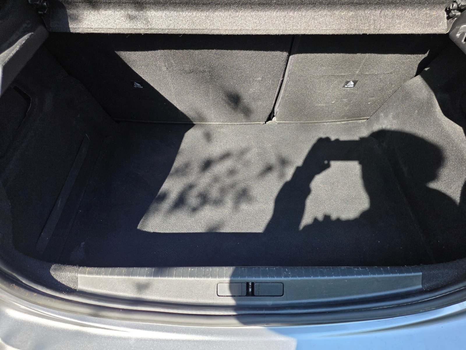 PEUGEOT e-208 – 136ch Batterie 50 kWh Finition GT
