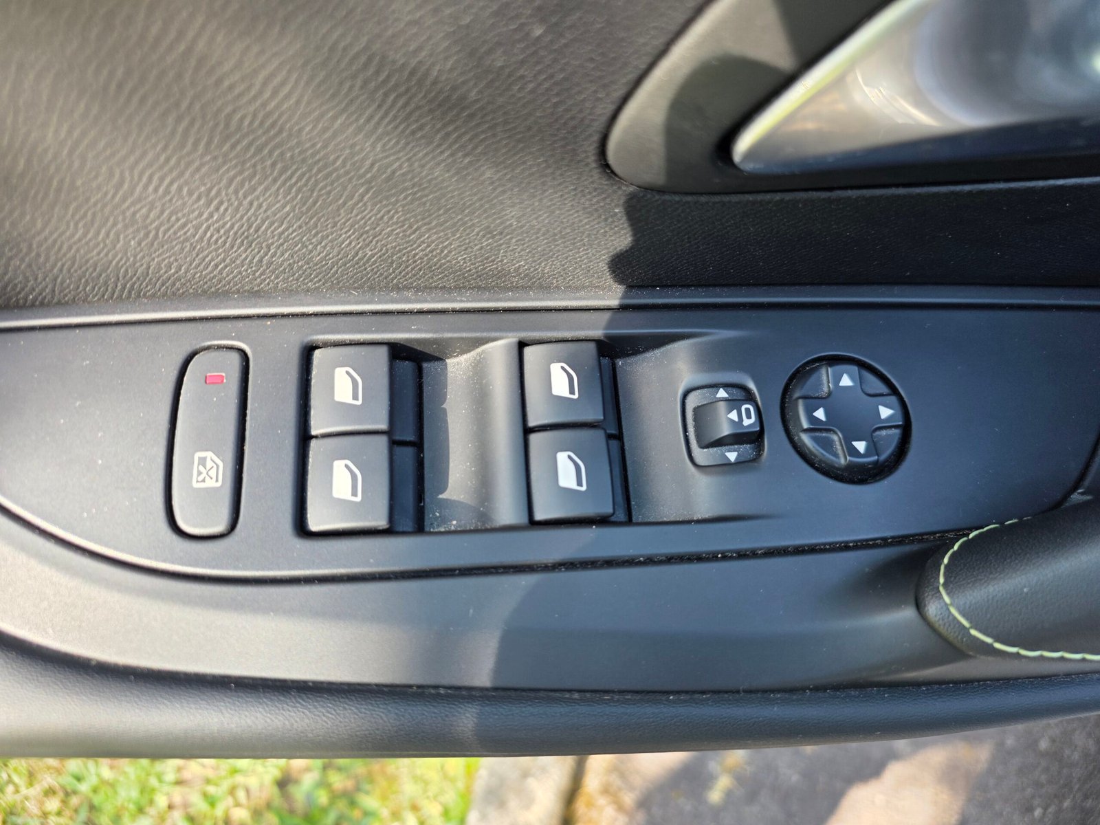 PEUGEOT e-208 – 136ch Batterie 50 kWh Finition GT