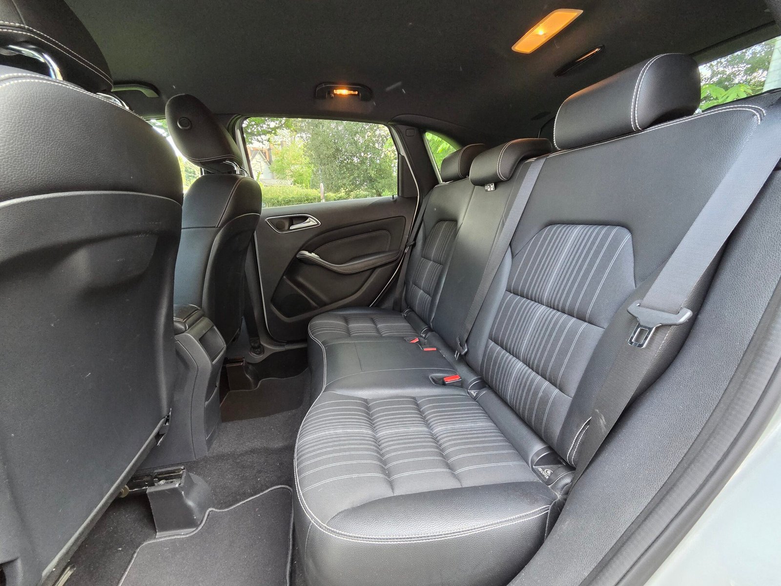 MERCEDES-BENZ CLASSE B Sport – 180 CDI 109ch 7G-DCT