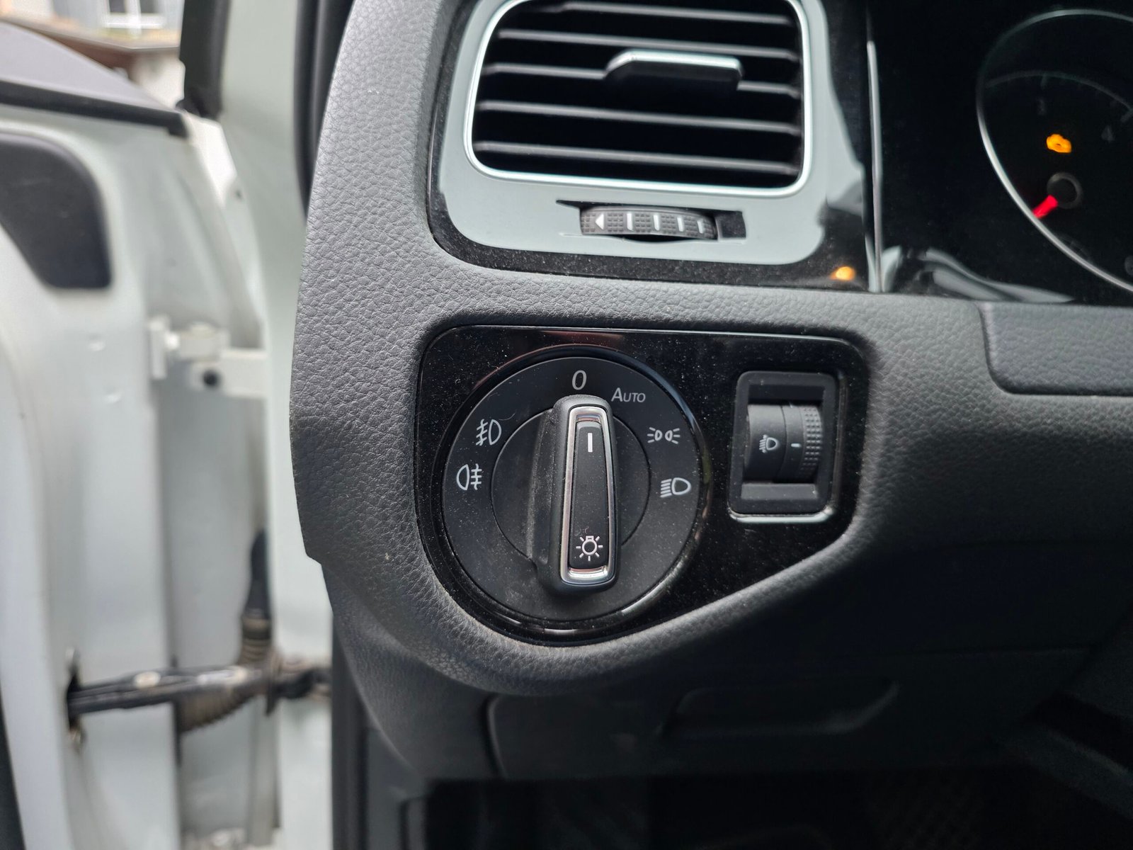 VOLKSWAGEN GOLF VII CUP – 1.6 TDI 105ch DSG7