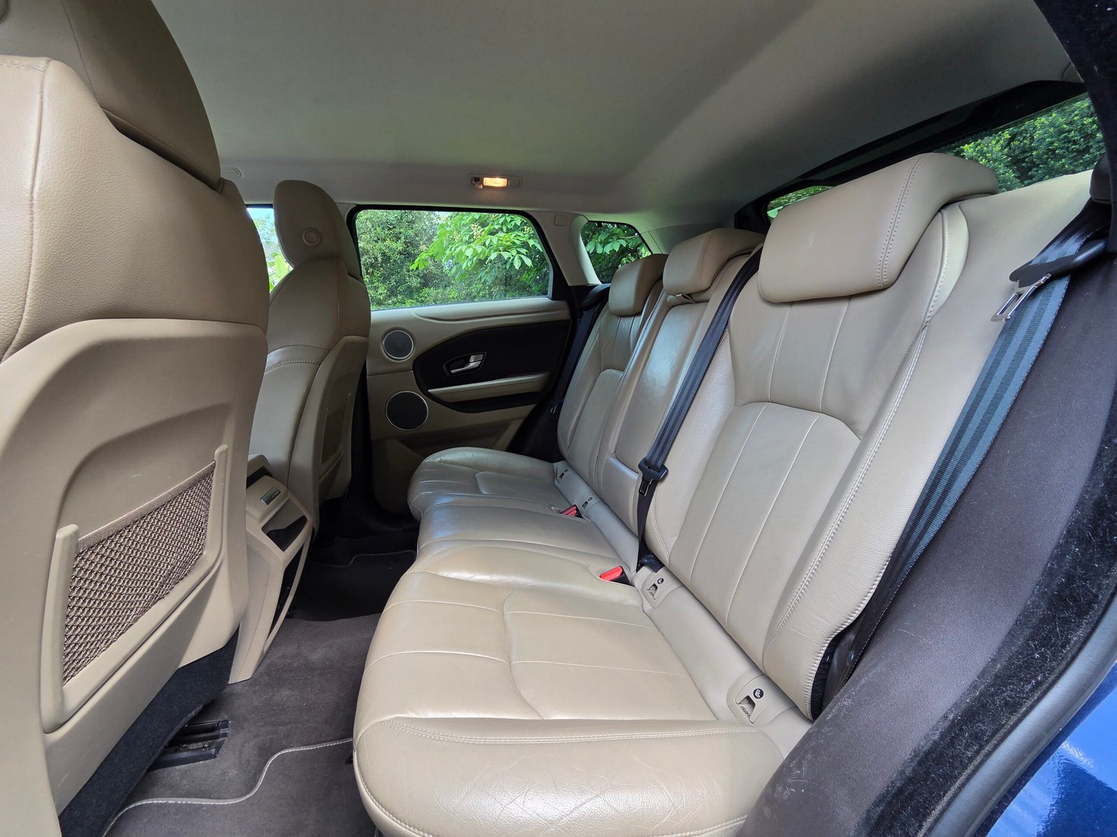 LAND ROVER RANGE ROVER EVOQUE SE – 2.0 TD4 150ch BVA9