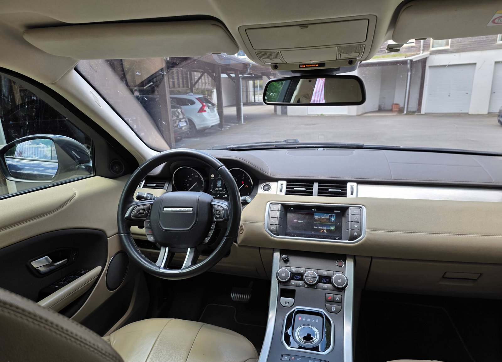 LAND ROVER RANGE ROVER EVOQUE SE – 2.0 TD4 150ch BVA9