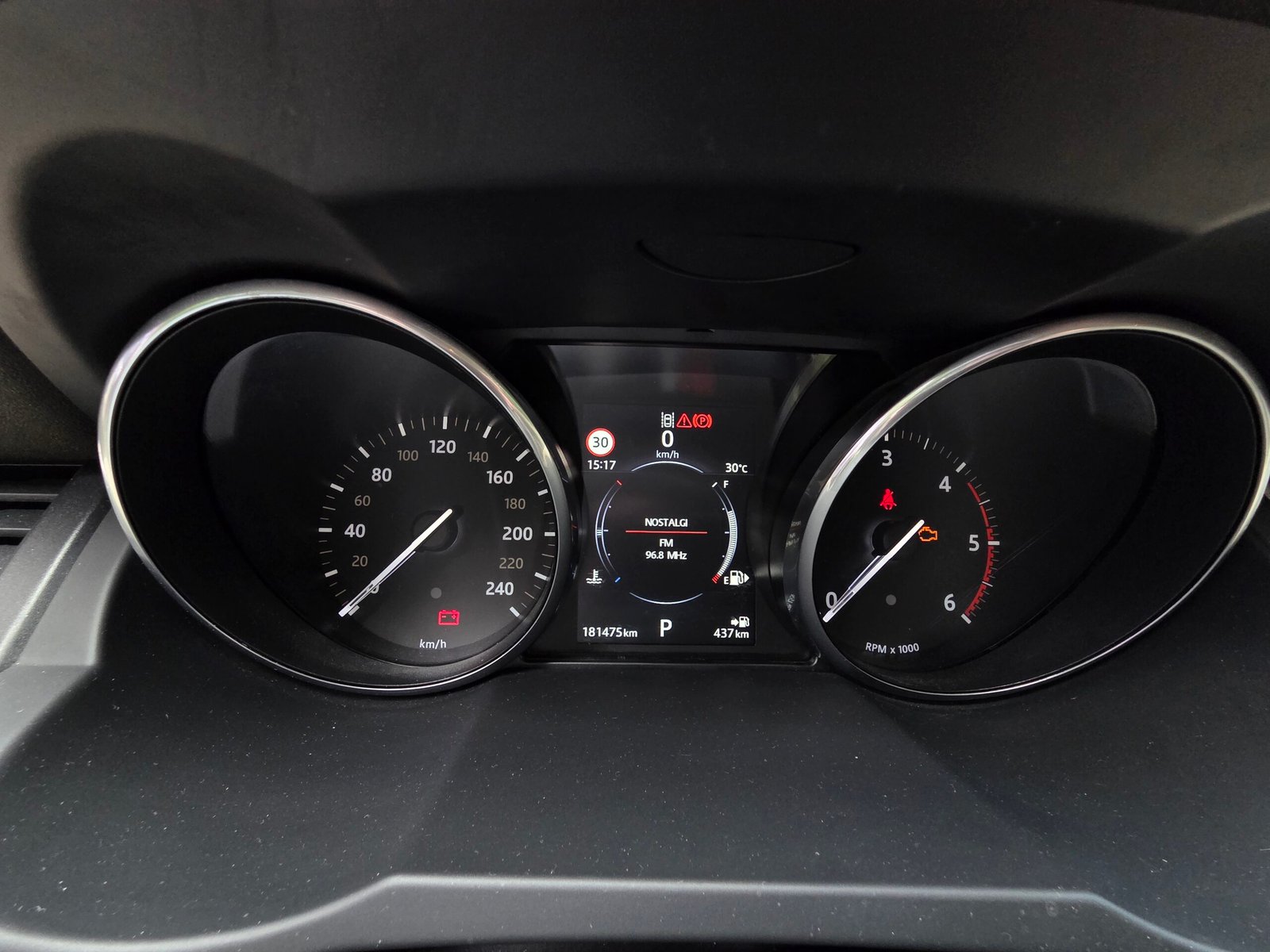 LAND ROVER RANGE ROVER EVOQUE SE – 2.0 TD4 150ch BVA9