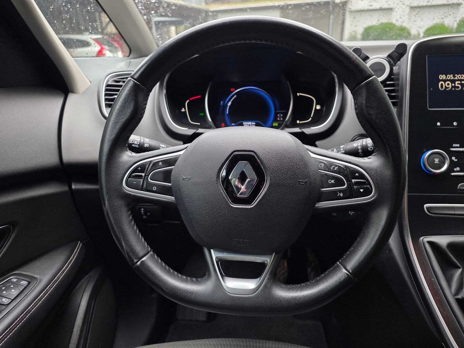 RENAULT SCENIC 4 BUSINESS – 1.3 TCe 140ch BVM6