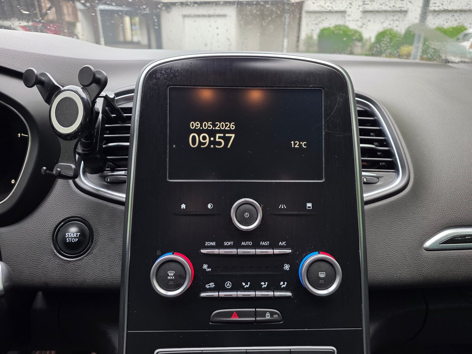 RENAULT SCENIC 4 BUSINESS – 1.3 TCe 140ch BVM6