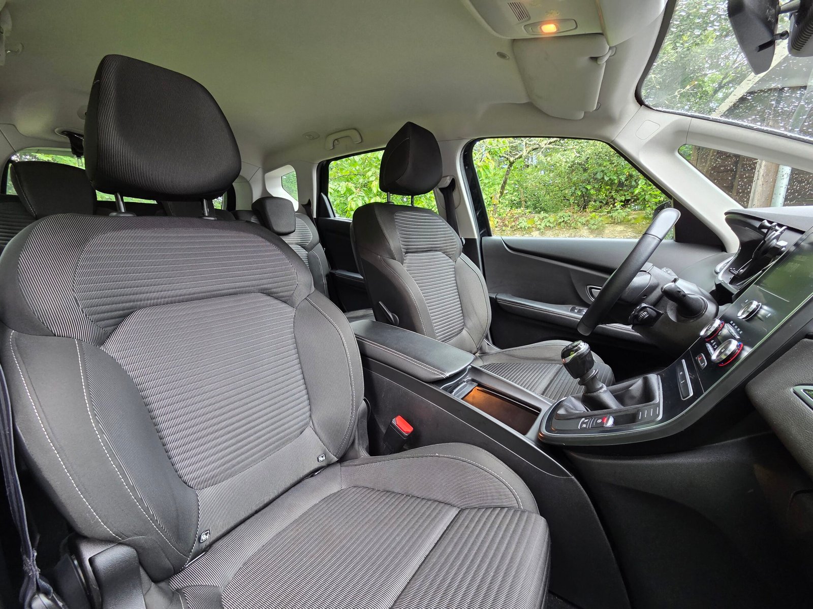 RENAULT SCENIC 4 BUSINESS – 1.3 TCe 140ch BVM6