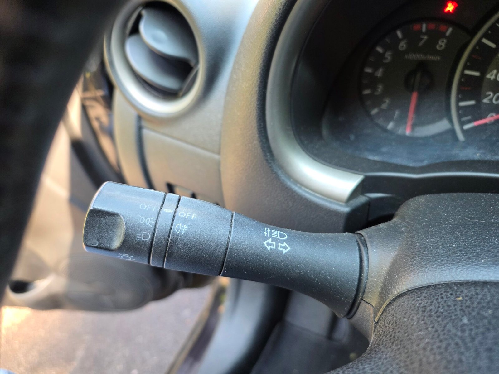 NISSAN MICRA ACENTA – 1.2 80ch BVM5