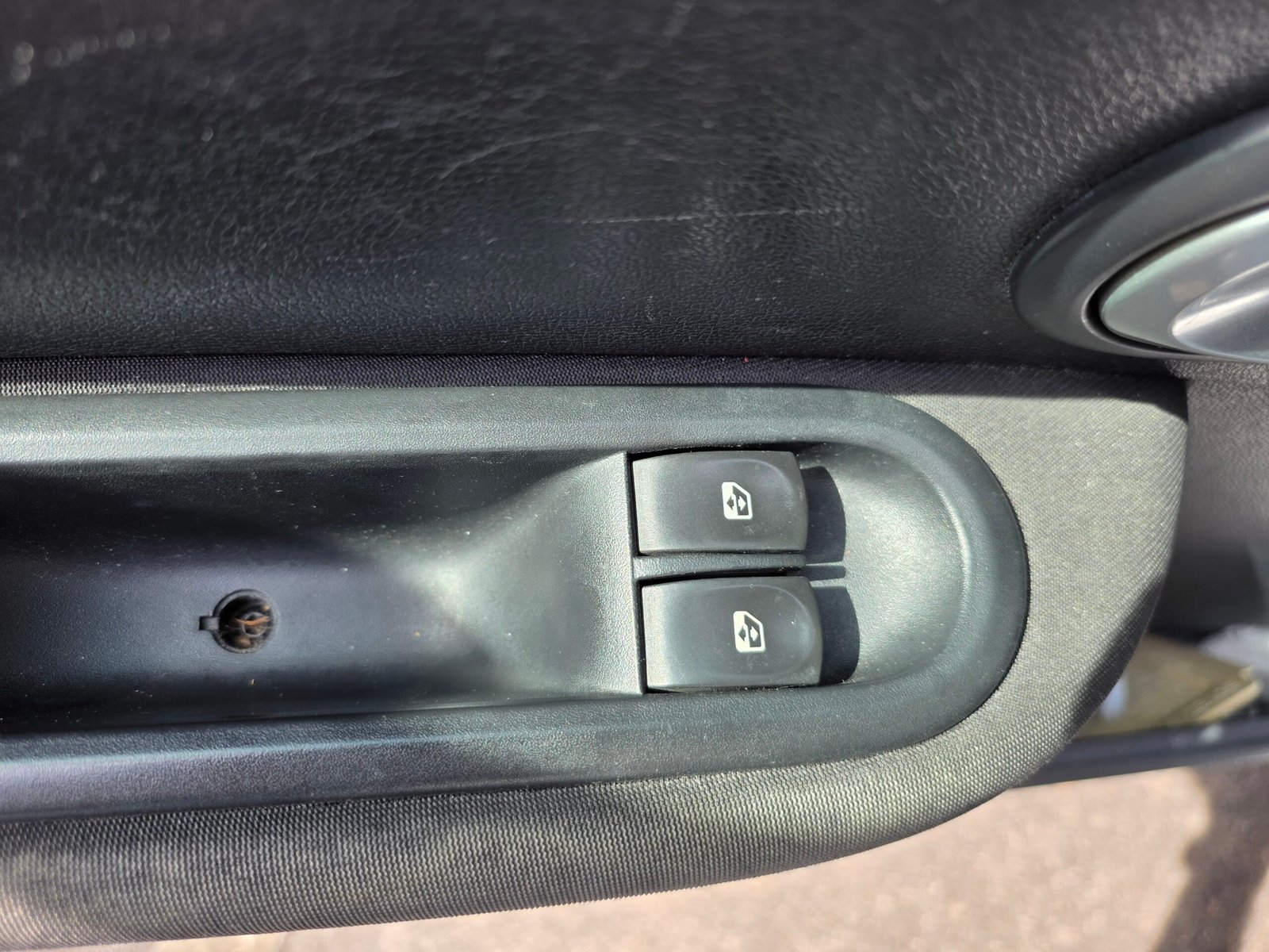 RENAULT CLIO III COLLECTION – 1.2 16v 75ch BVM5