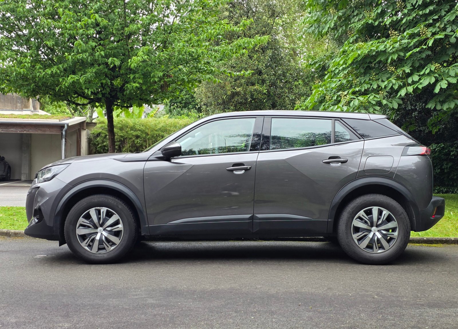 PEUGEOT 2008 – 1.5 BlueHDi 130ch EAT8