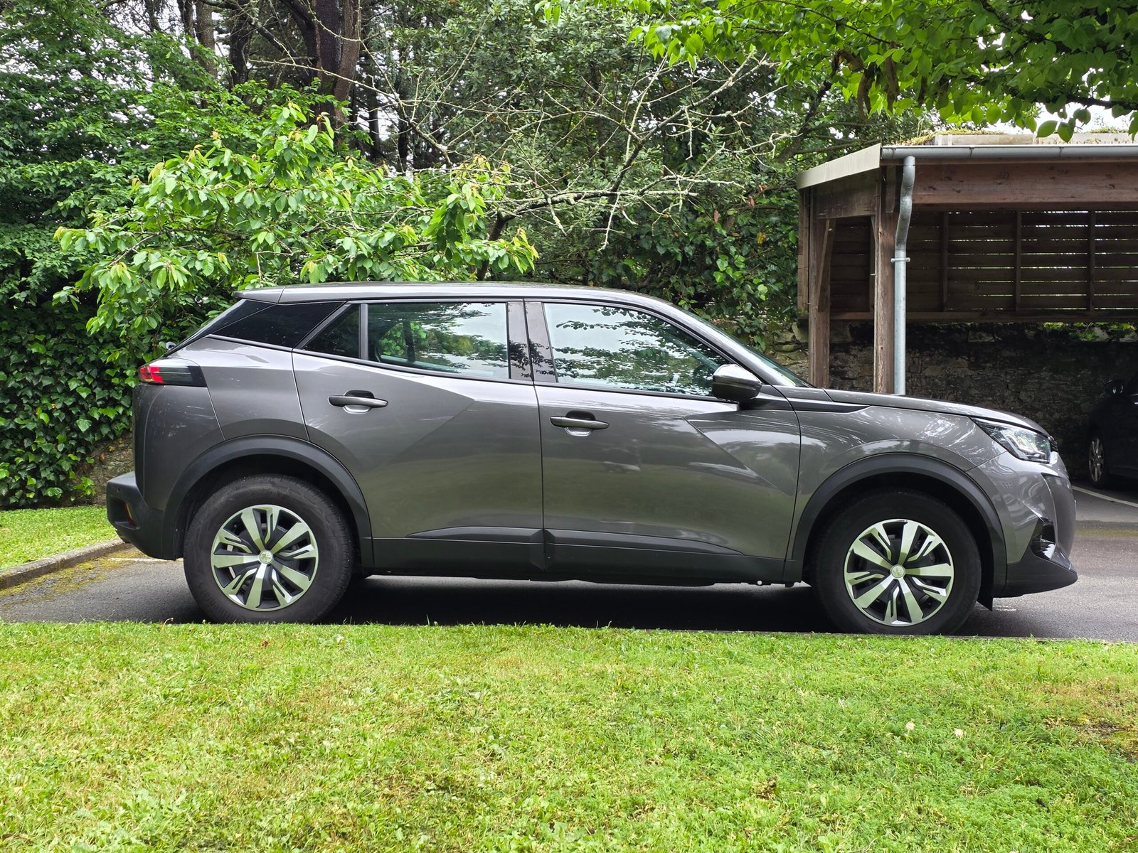 PEUGEOT 2008 – 1.5 BlueHDi 130ch EAT8