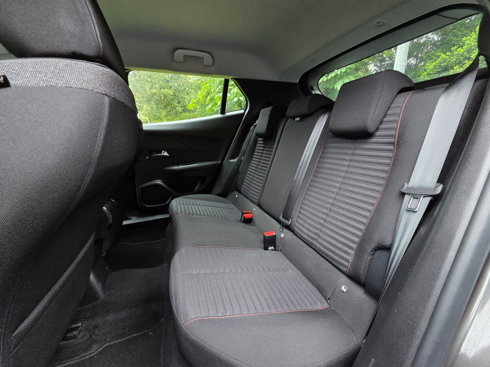 PEUGEOT 2008 – 1.5 BlueHDi 130ch EAT8