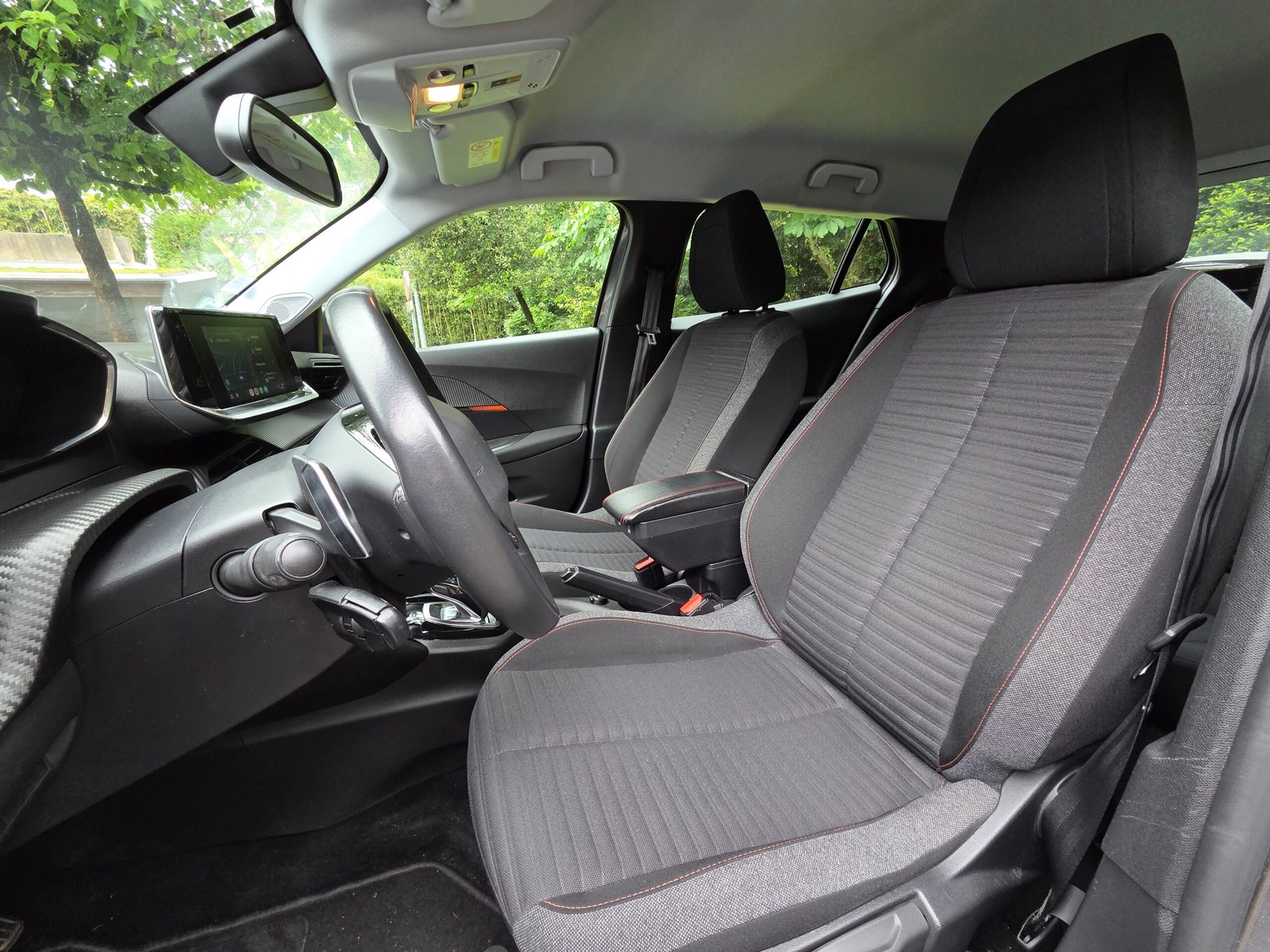 PEUGEOT 2008 – 1.5 BlueHDi 130ch EAT8