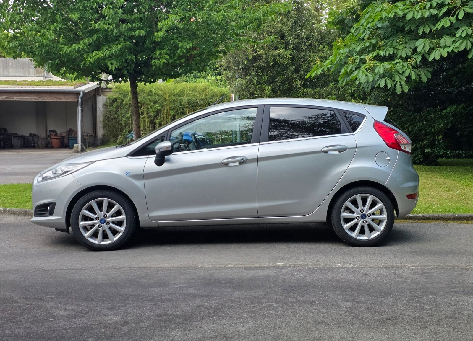 FORD FIESTA TITANIUM – 1.0 EcoBoost 100ch BVM5