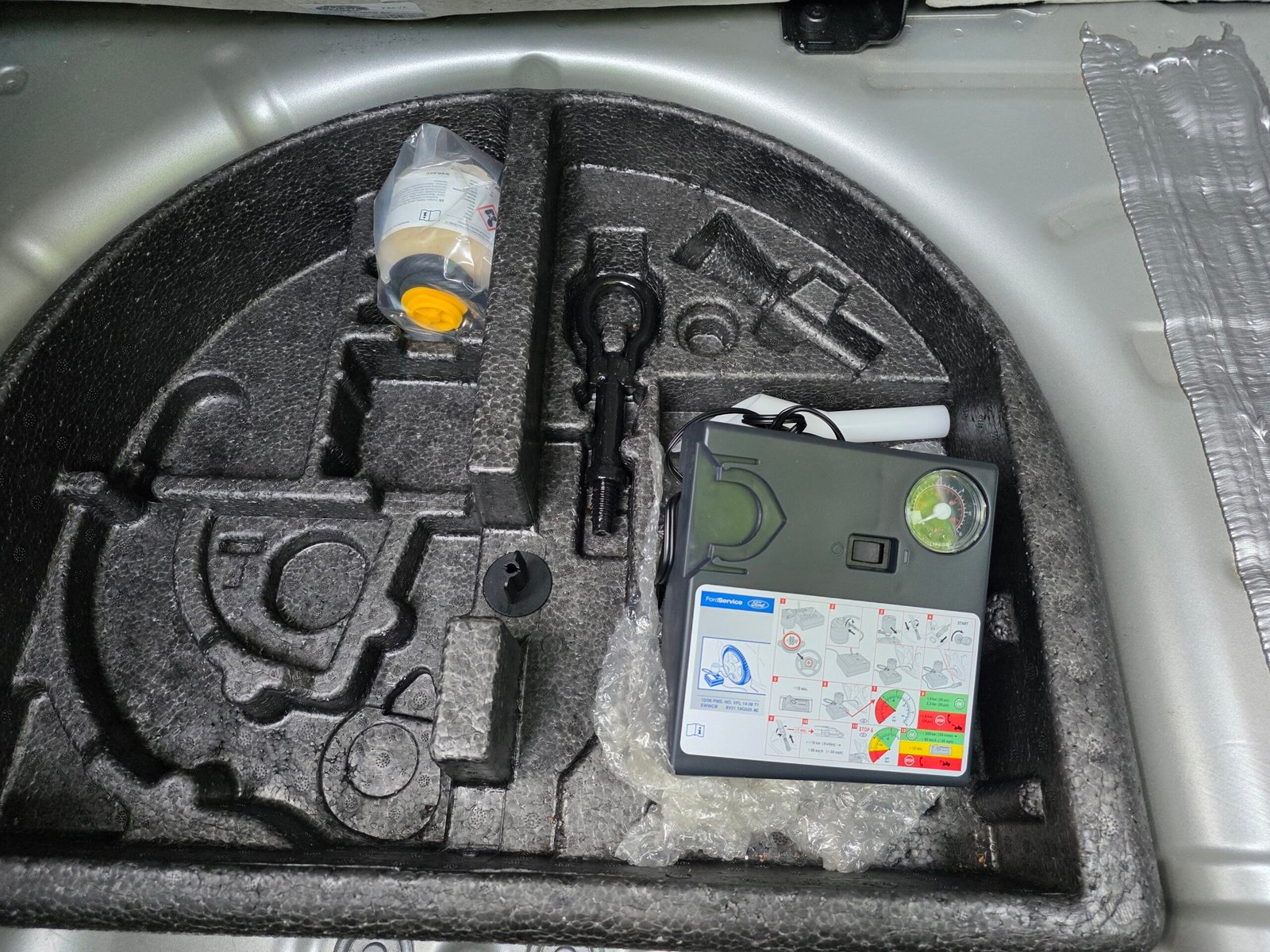 FORD FIESTA TITANIUM – 1.0 EcoBoost 100ch BVM5