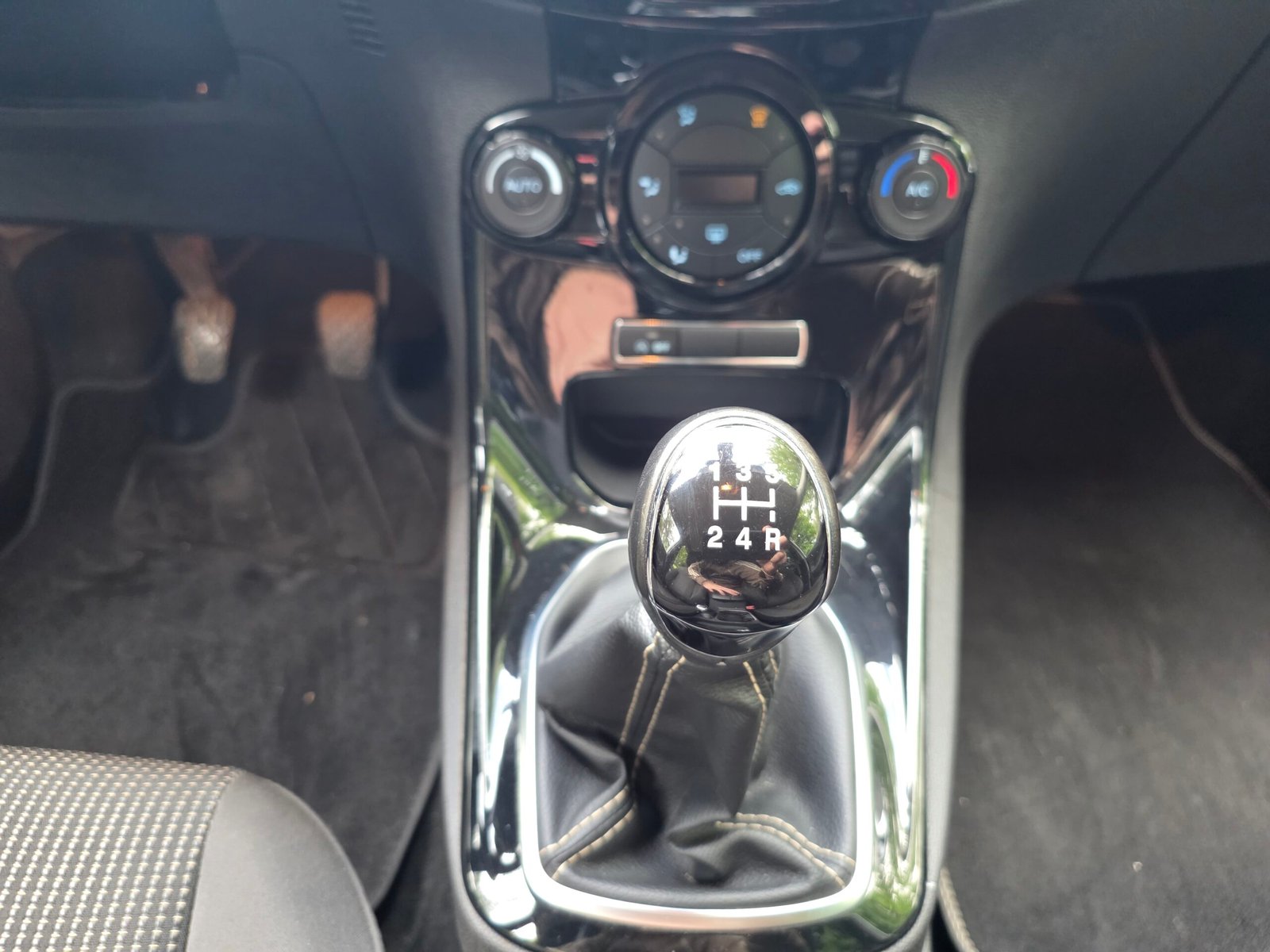 FORD FIESTA TITANIUM – 1.0 EcoBoost 100ch BVM5