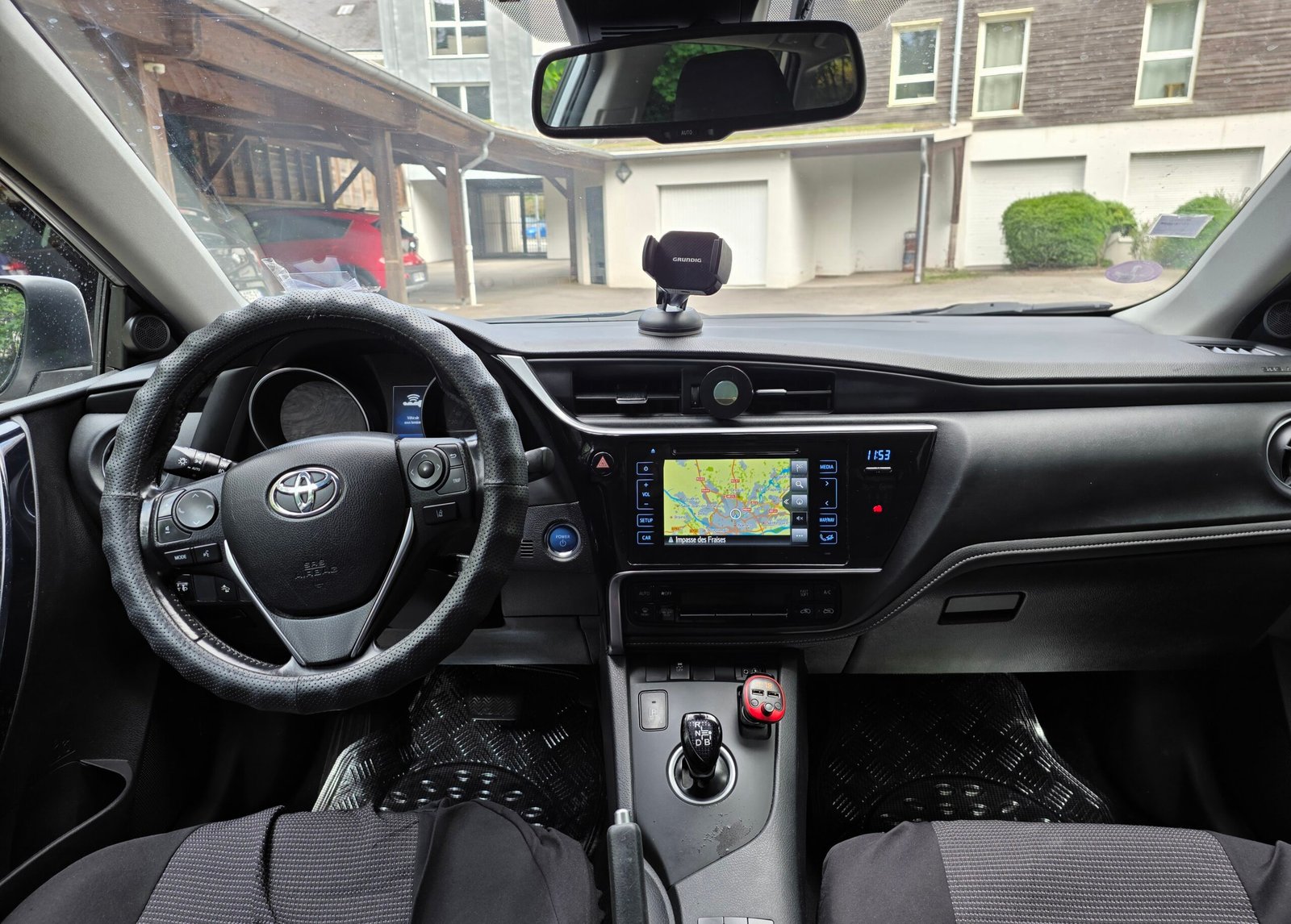 TOYOTA AURIS TOURING SPORTS TECHNOLINE – 1.8 HSD 136ch Automatique