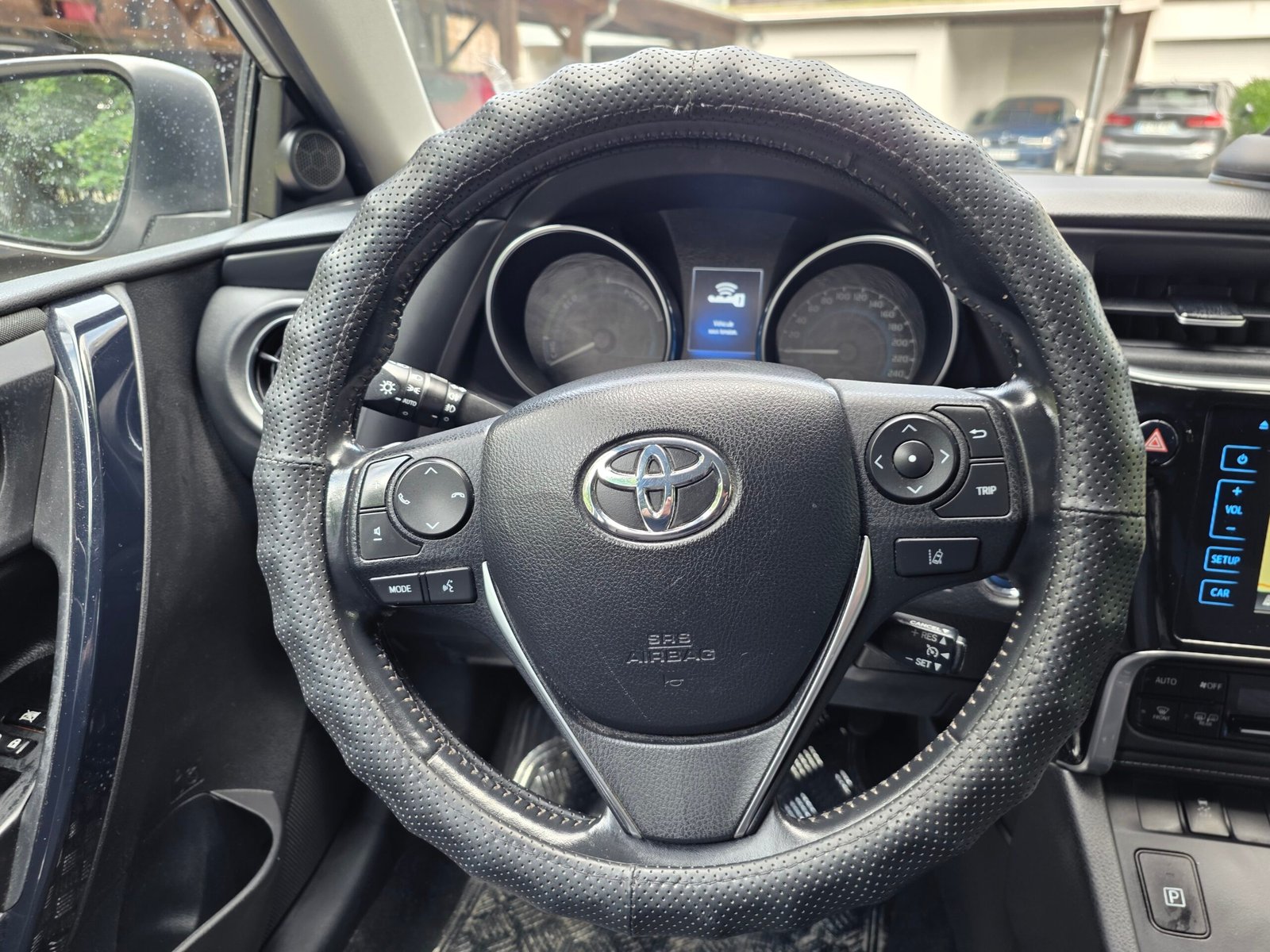 TOYOTA AURIS TOURING SPORTS TECHNOLINE – 1.8 HSD 136ch Automatique