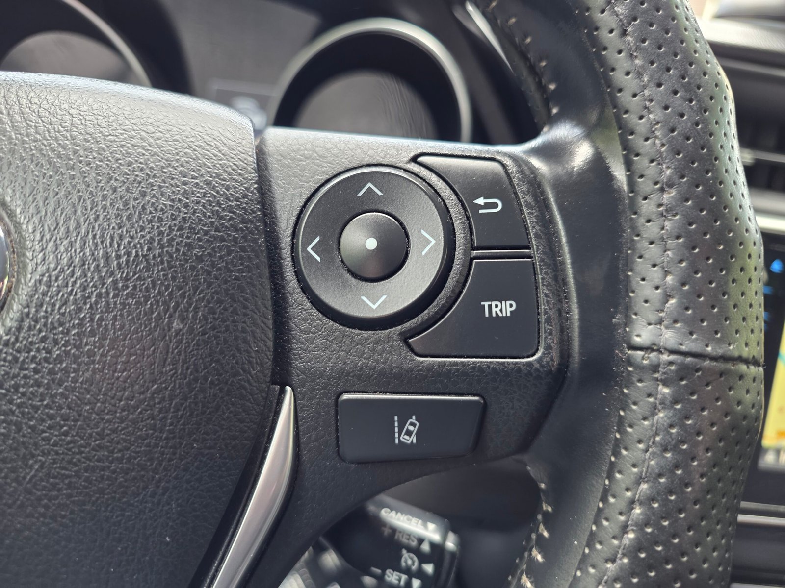 TOYOTA AURIS TOURING SPORTS TECHNOLINE – 1.8 HSD 136ch Automatique