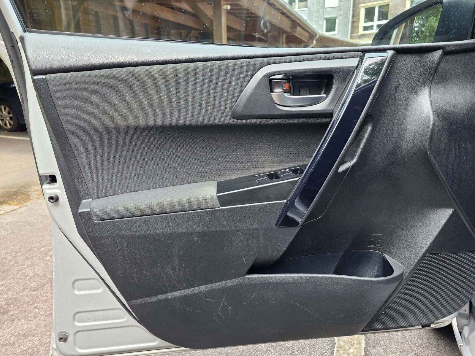 TOYOTA AURIS TOURING SPORTS TECHNOLINE – 1.8 HSD 136ch Automatique
