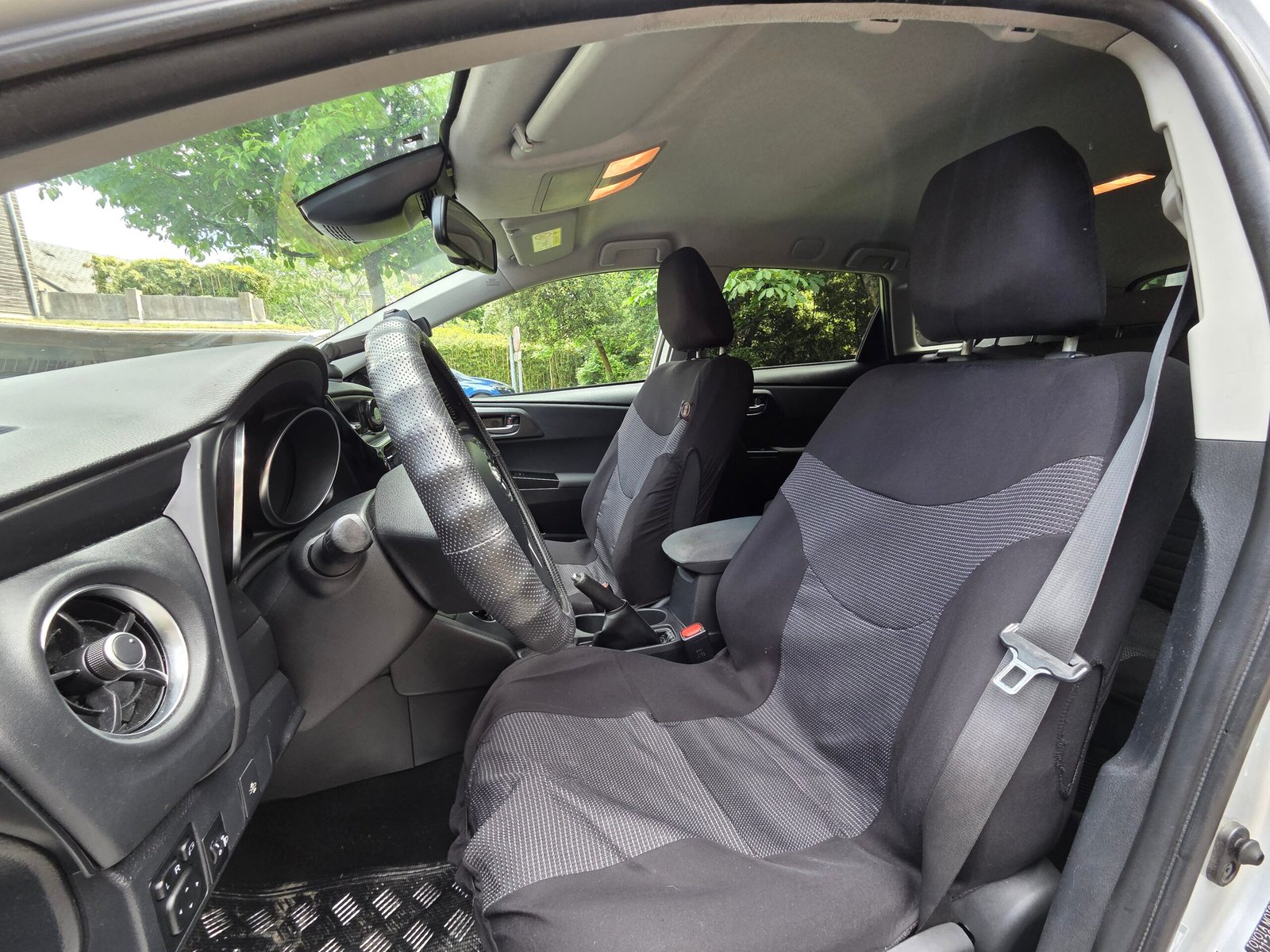 TOYOTA AURIS TOURING SPORTS TECHNOLINE – 1.8 HSD 136ch Automatique