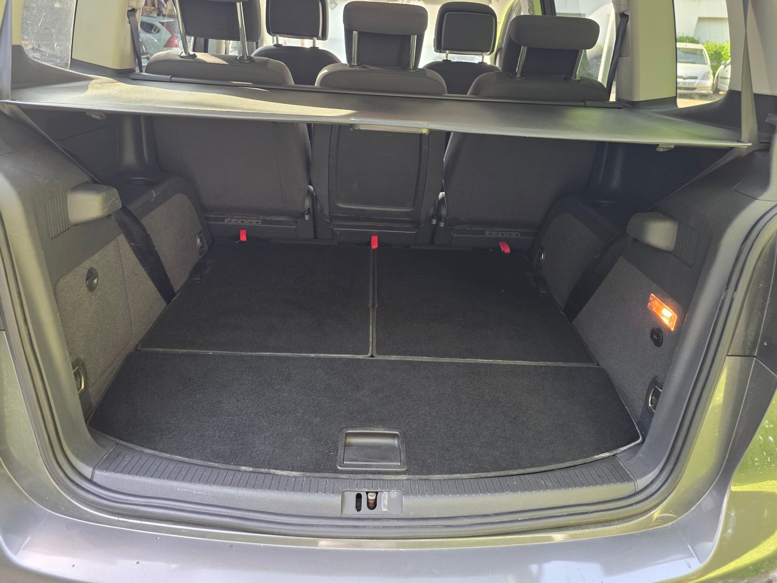VOLKSWAGEN TOURAN Confortline – 1.6 TDi 105ch BVM6