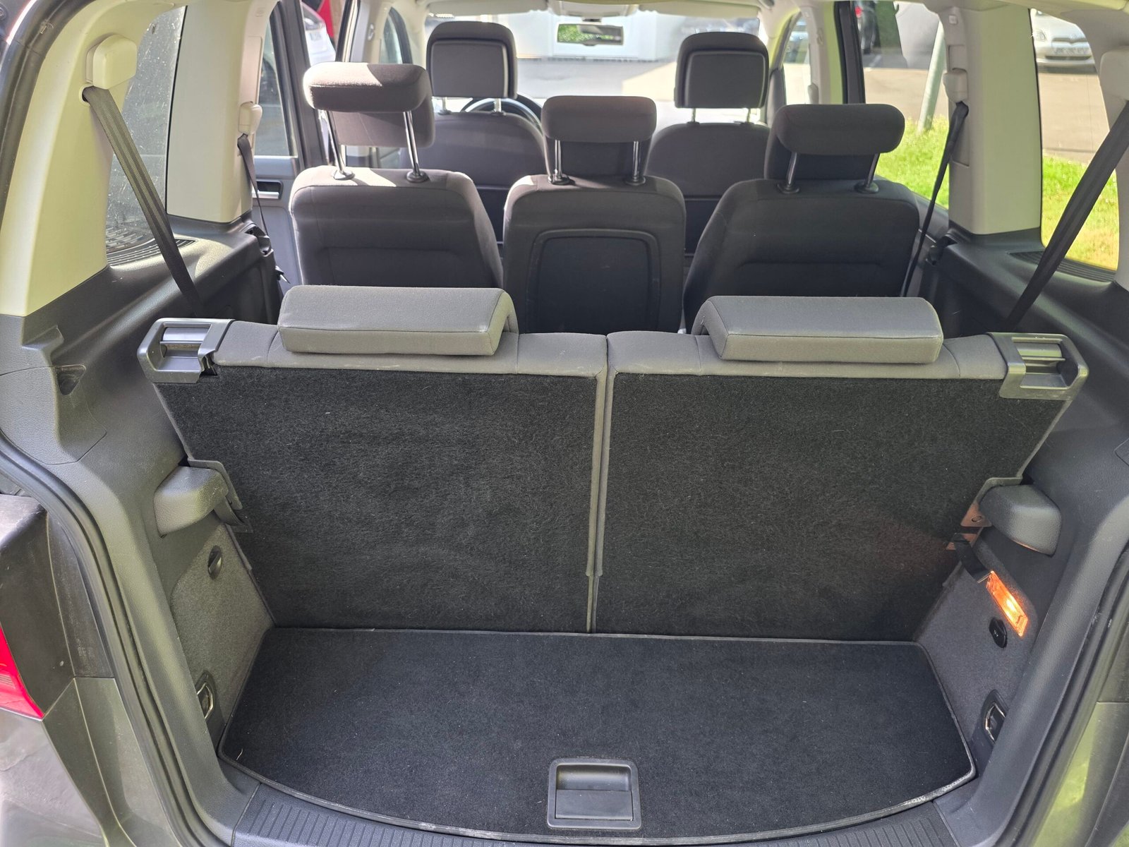 VOLKSWAGEN TOURAN Confortline – 1.6 TDi 105ch BVM6