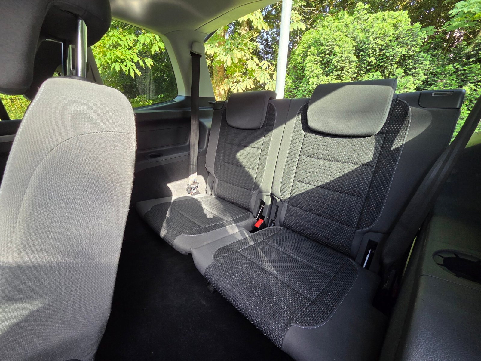 VOLKSWAGEN TOURAN Confortline – 1.6 TDi 105ch BVM6