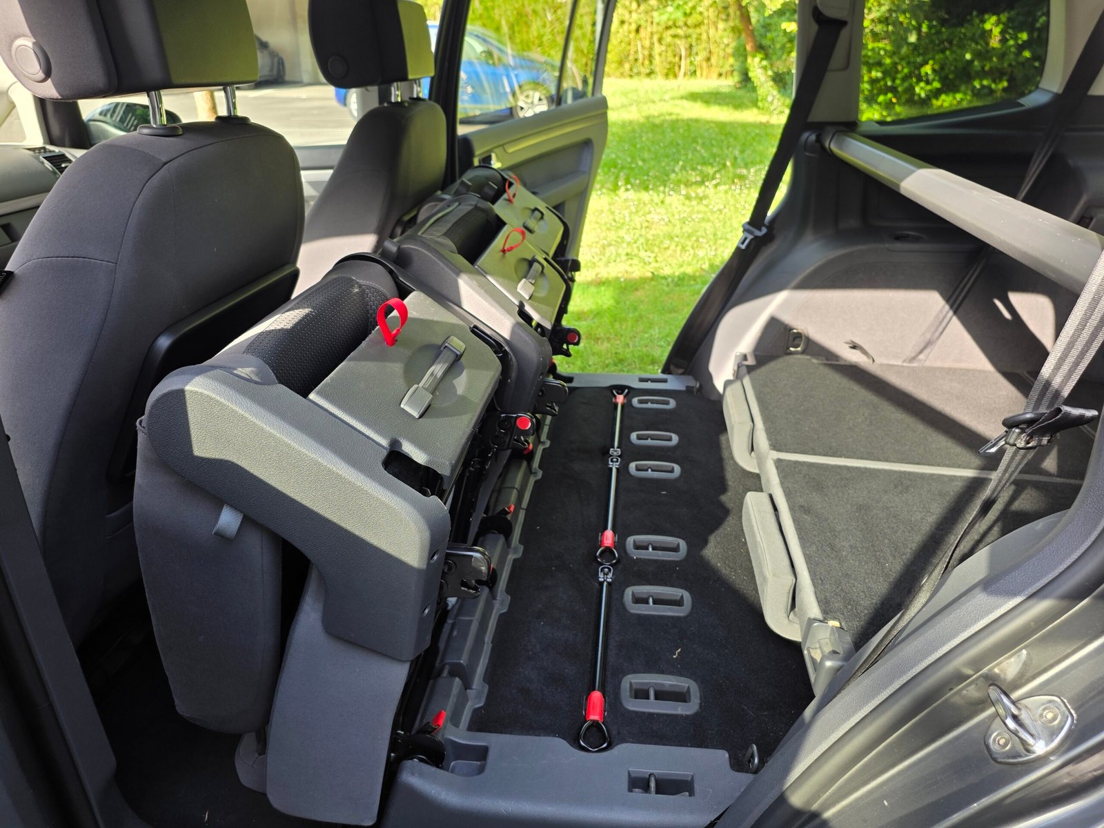 VOLKSWAGEN TOURAN Confortline – 1.6 TDi 105ch BVM6