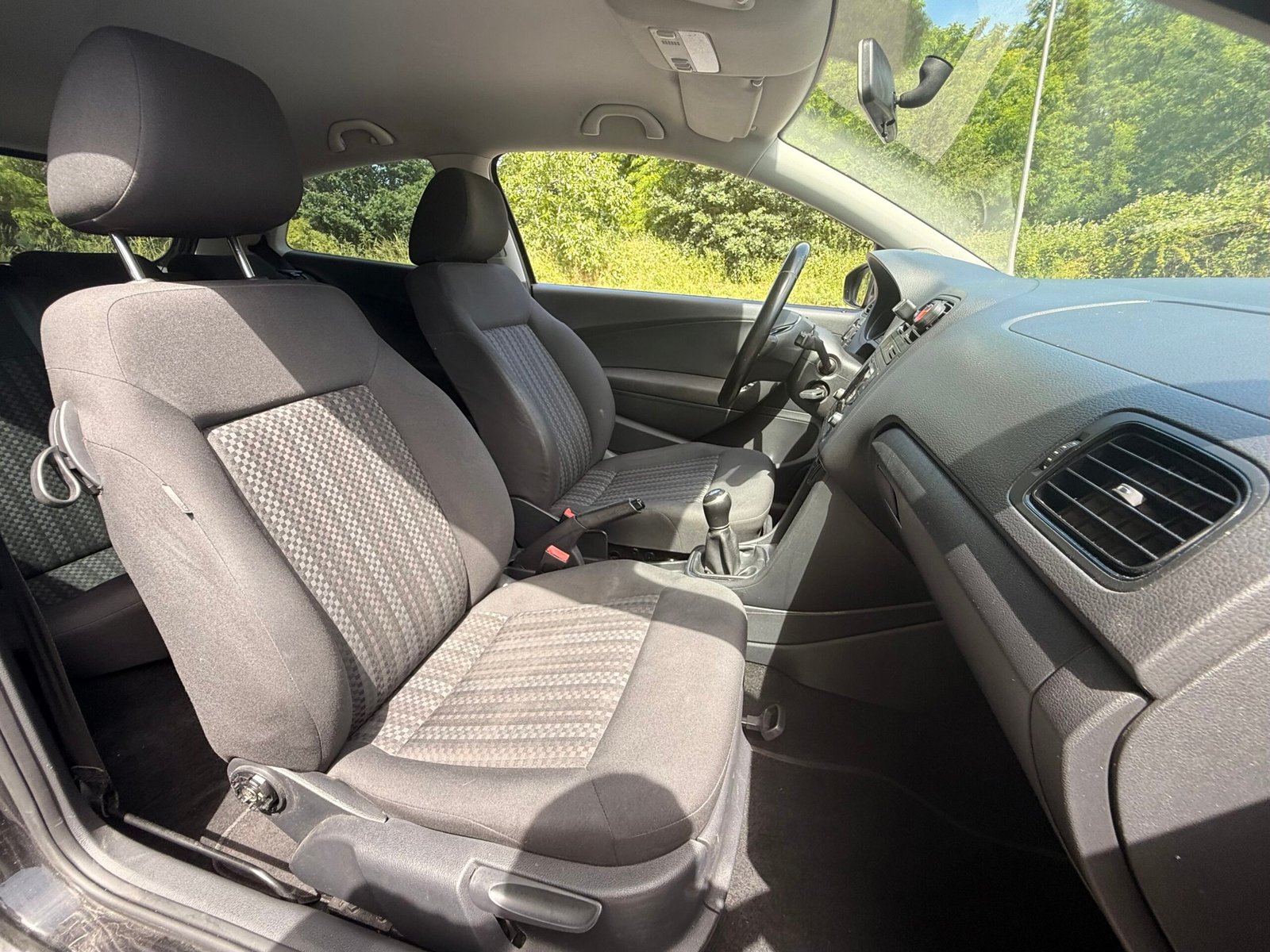 VOLKSWAGEN Polo V 3 portes Phase 2 1.0 i 60 cv / Edition
