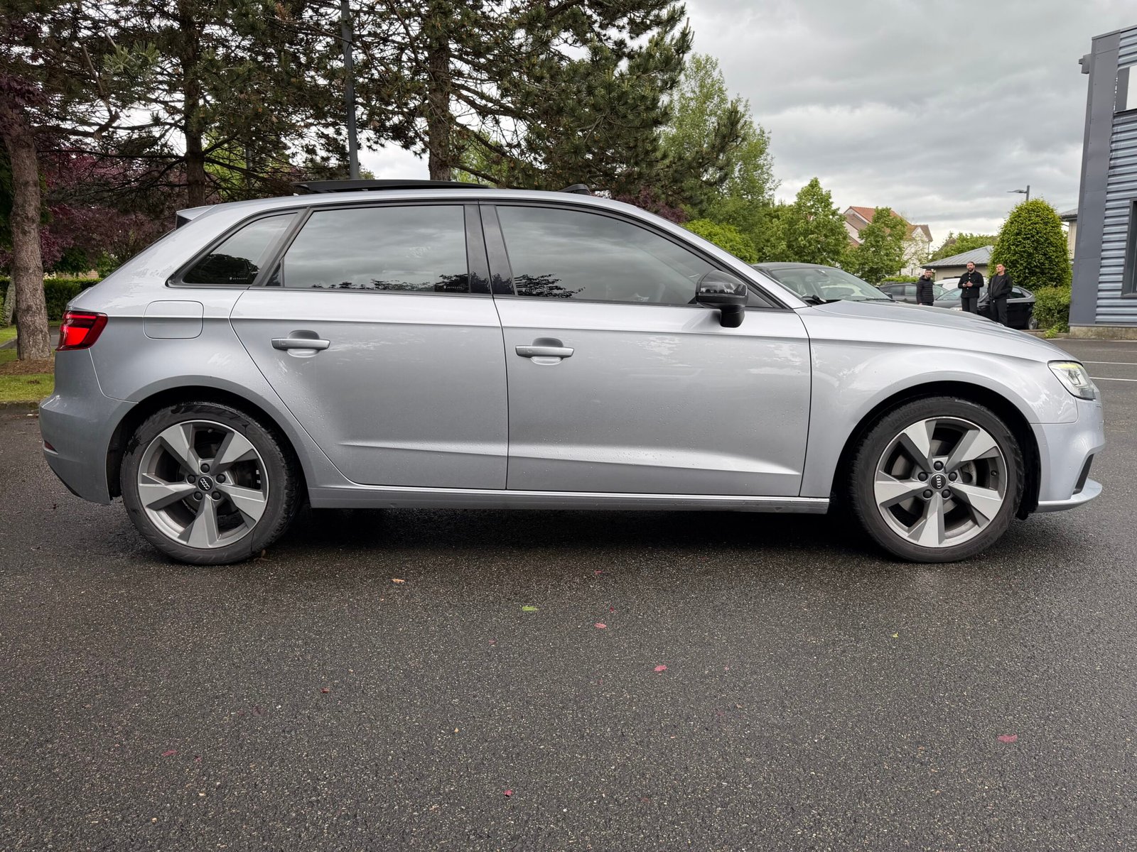 AUDI A3 Série 3 Phase 2 Sportback 1.6 TDI 16V S-Tronic7 S&S 116 cv Boîte auto Midnight Series