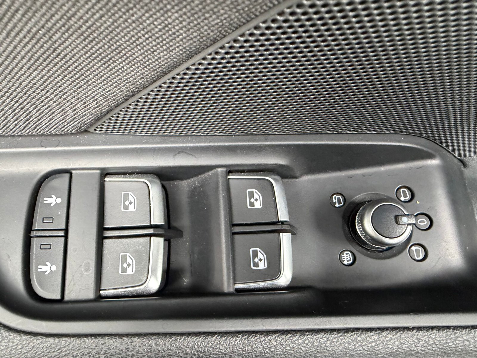 AUDI A3 Série 3 Phase 2 Sportback 1.6 TDI 16V S-Tronic7 S&S 116 cv Boîte auto Midnight Series