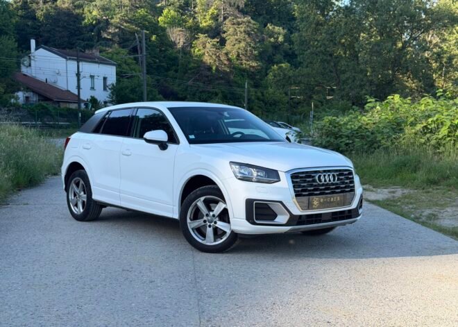 AUDI Q3 1,6 TDI Sport