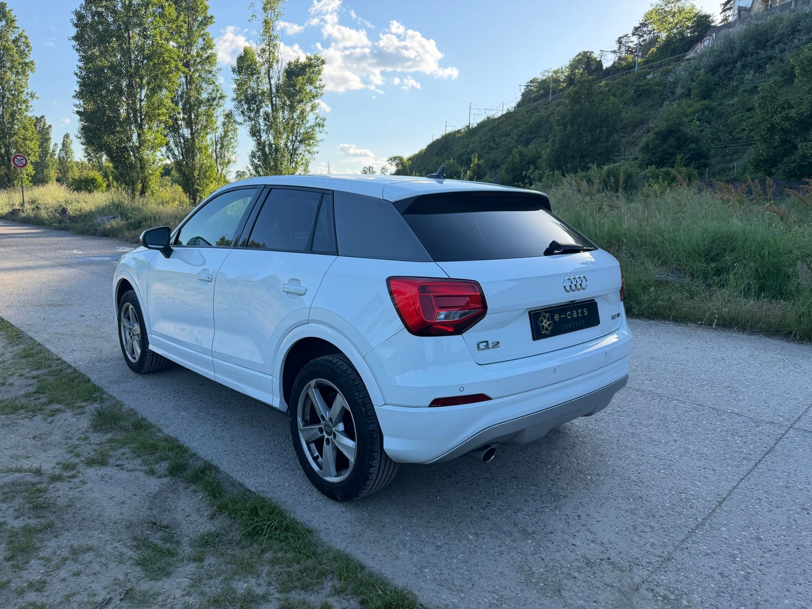 AUDI Q3 1,6 TDI Sport
