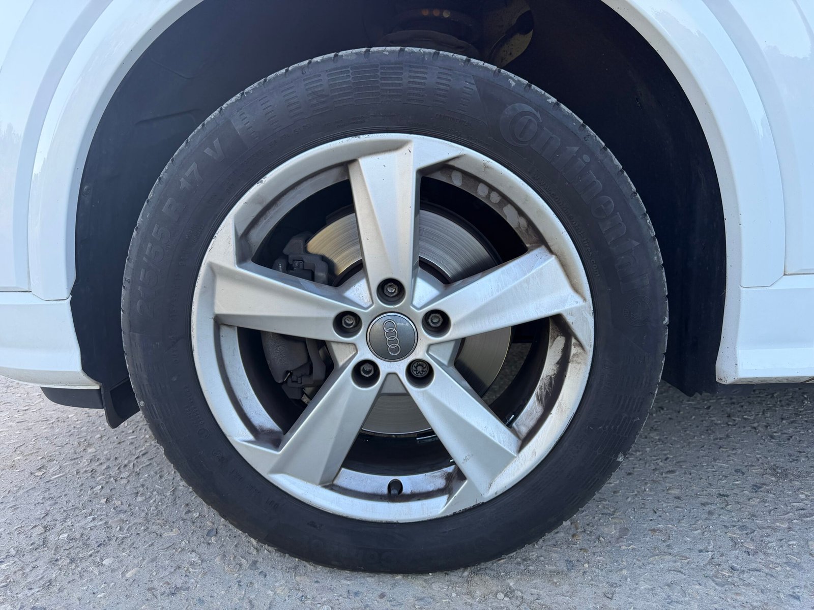 AUDI Q3 1,6 TDI Sport