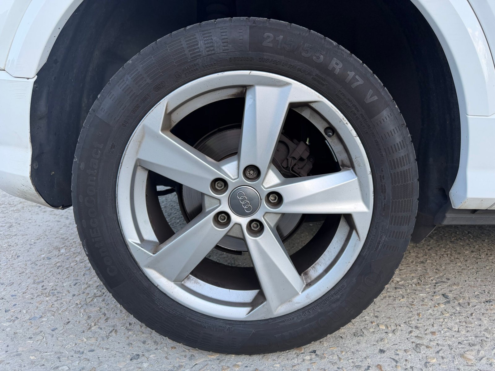 AUDI Q3 1,6 TDI Sport