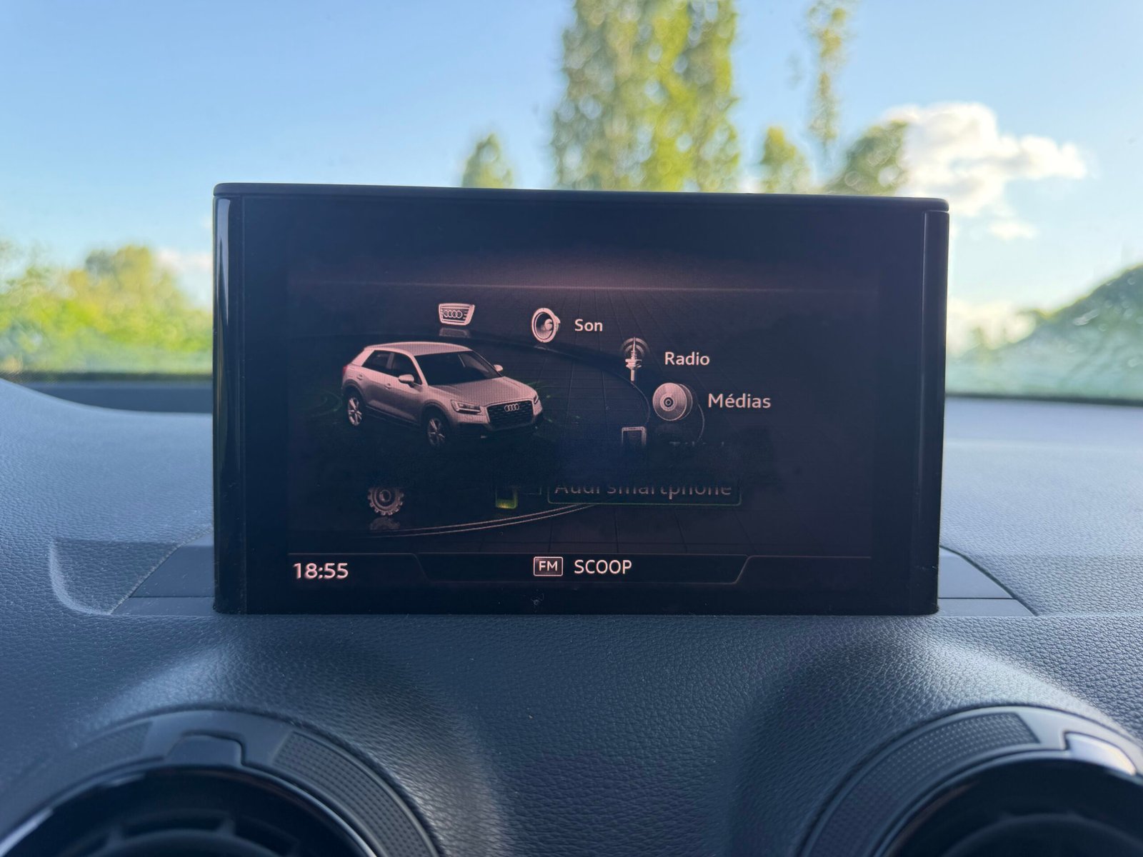 AUDI Q3 1,6 TDI Sport
