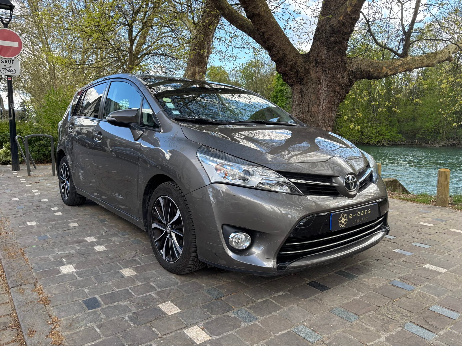 TOYOTA Verso Phase 2 1.6 112ch