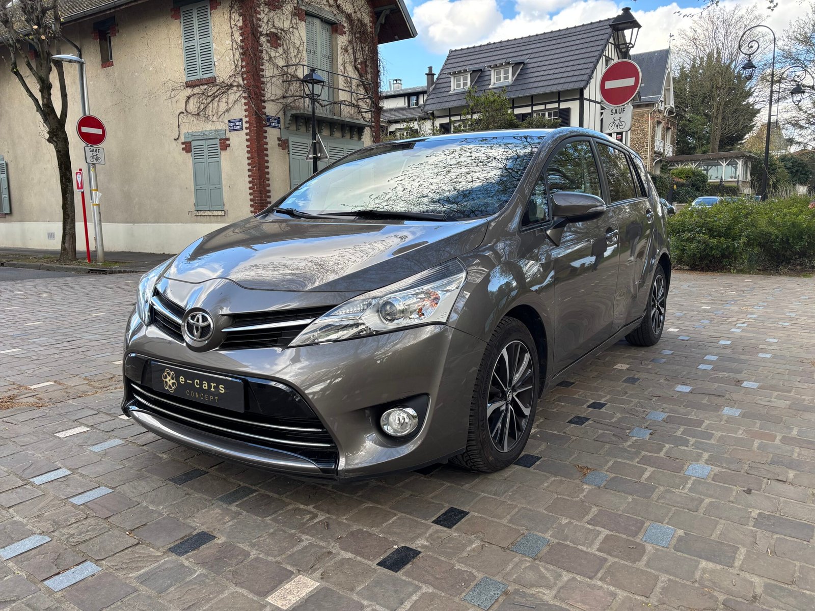 TOYOTA Verso Phase 2 1.6 112ch