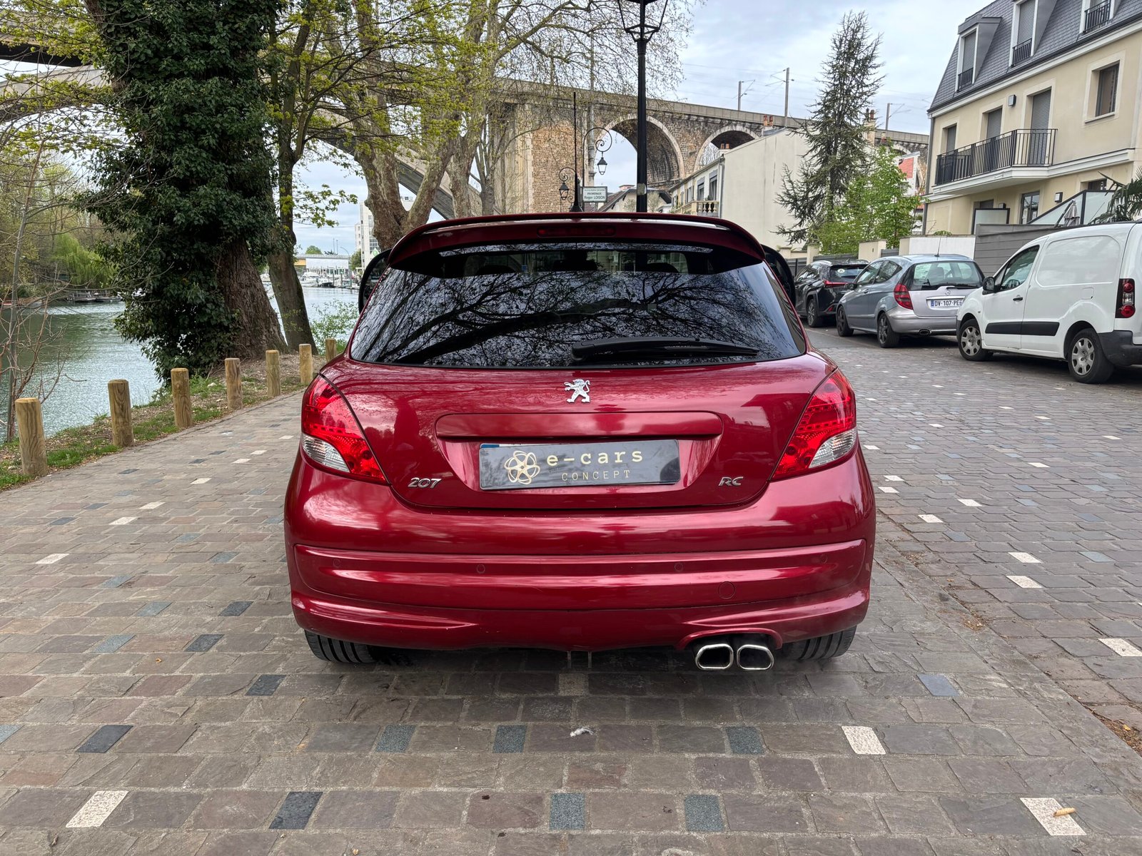 PEUGEOT 207 RC 1.6 THP 175ch