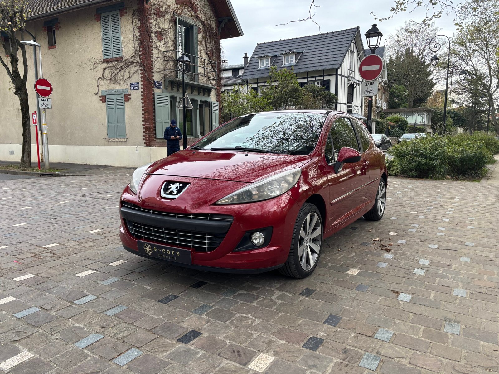 PEUGEOT 207 RC 1.6 THP 175ch