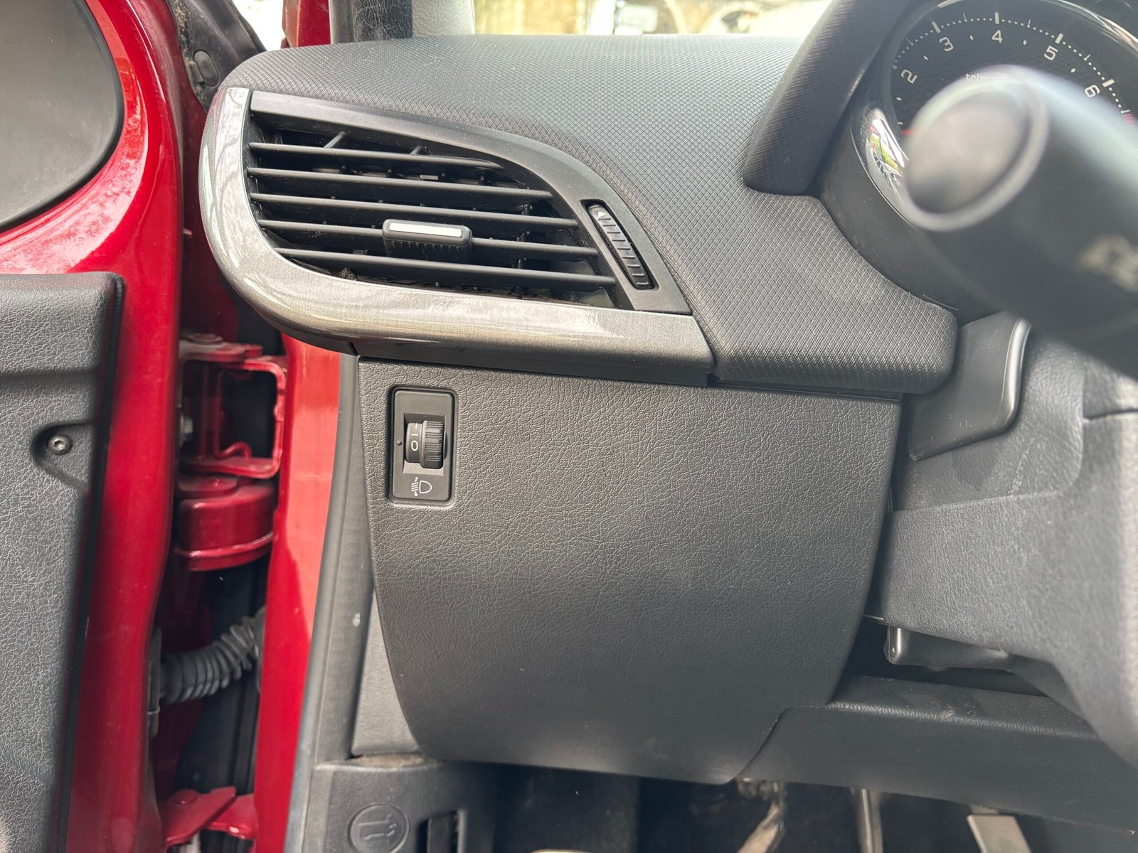 PEUGEOT 207 RC 1.6 THP 175ch