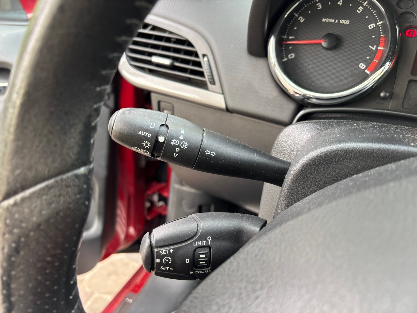 PEUGEOT 207 RC 1.6 THP 175ch