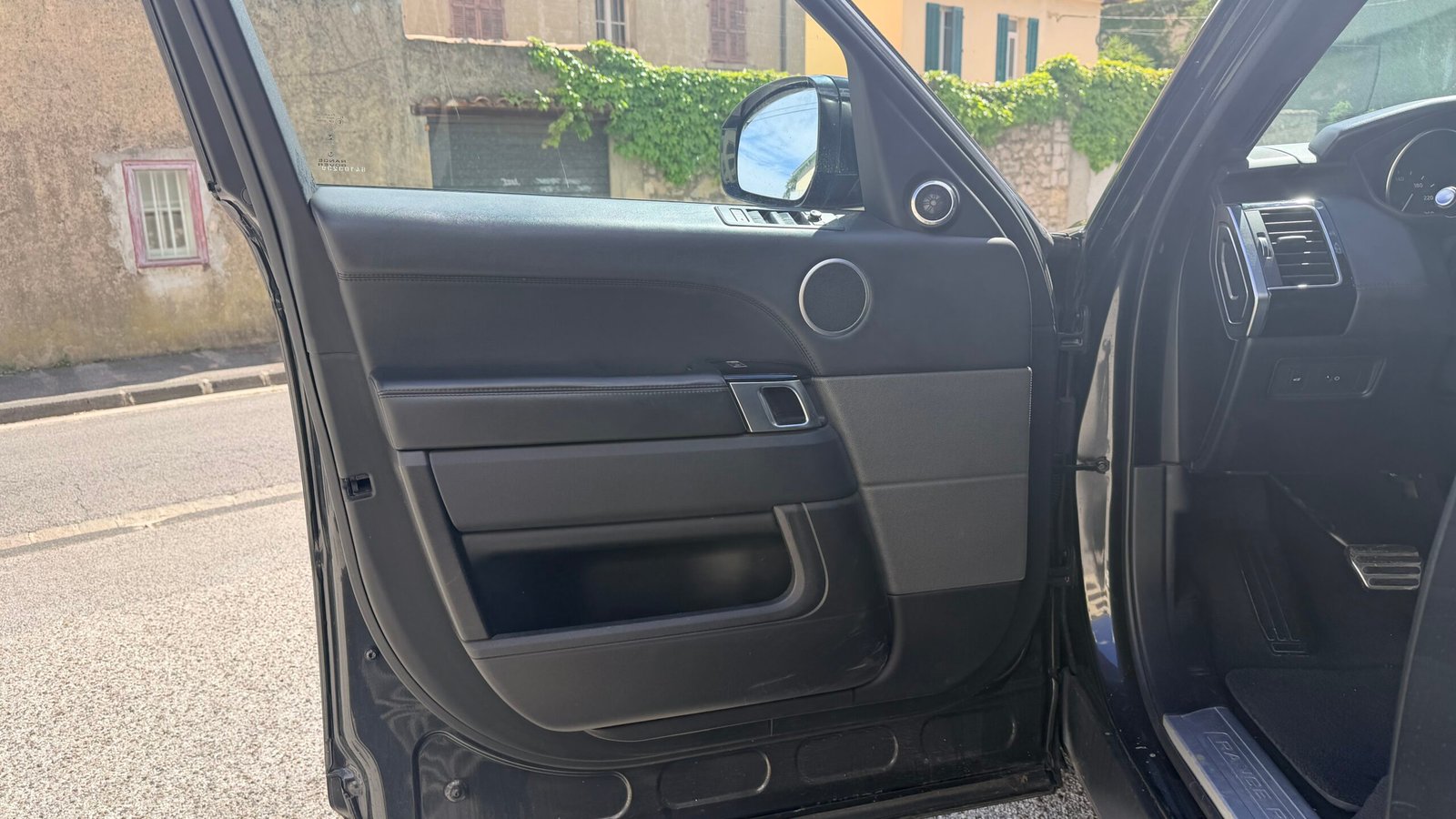 LAND ROVER HSE SPORT 3.0TDI DYNAMIC