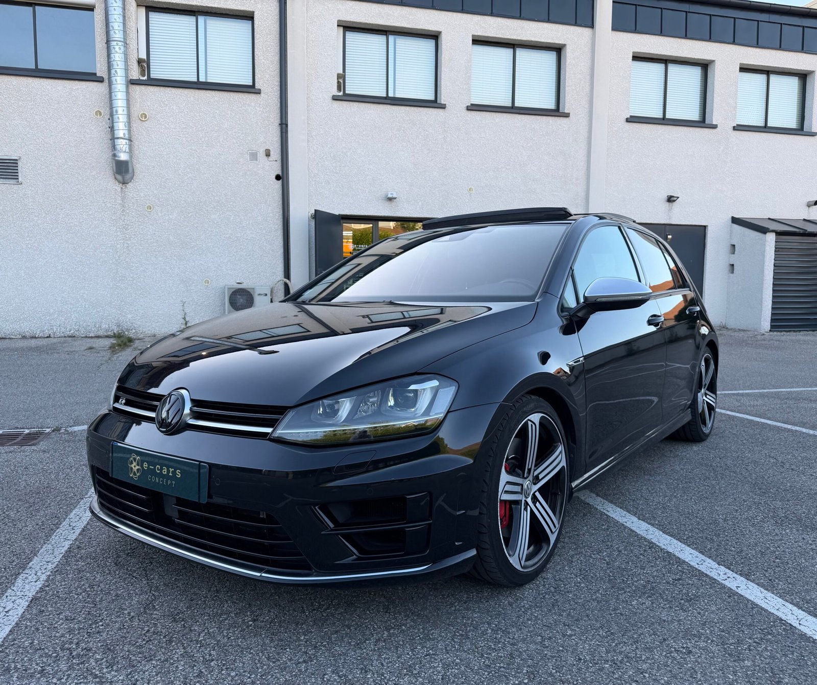 Volkswagen Golf 7 R 4Motion 2.0 TFSi 16V Blue Motion DSG6 300 cv