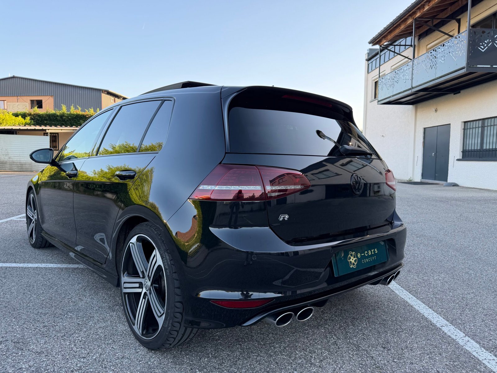 Volkswagen Golf 7 R 4Motion 2.0 TFSi 16V Blue Motion DSG6 300 cv
