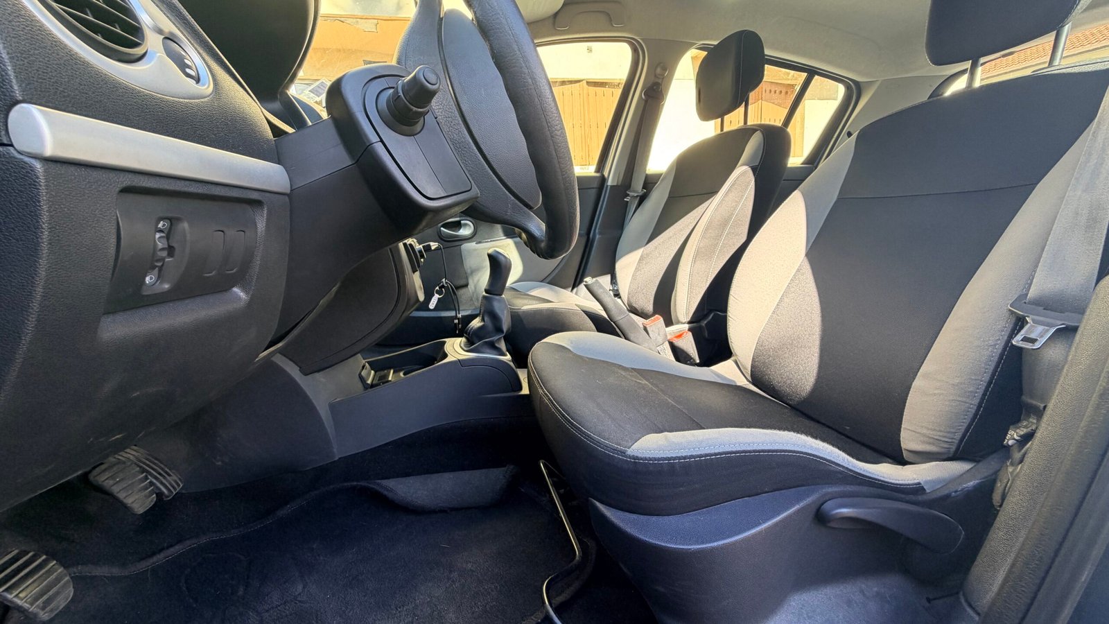 RENAULT CLIO 3 1.2TCE * 67000km