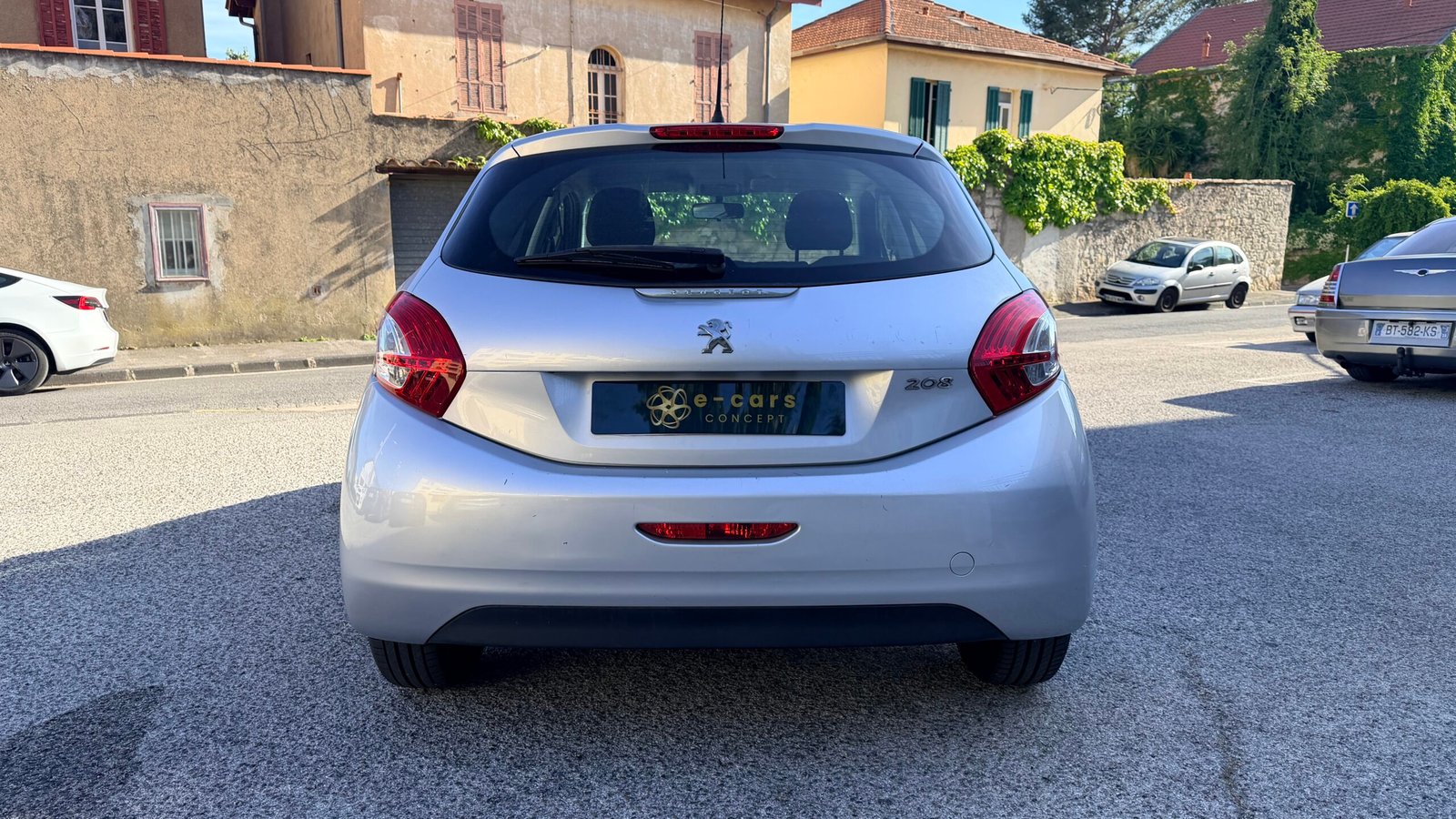 PEUGEOT 208 1.4 HDI 2PL